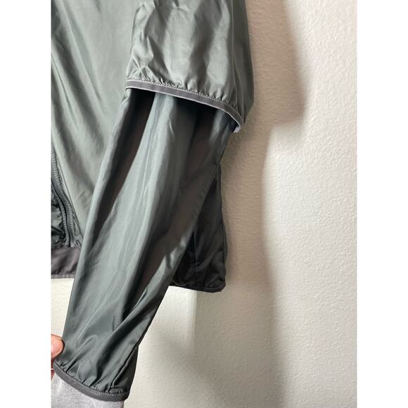Mizuno Running Jacket  Breath Thermo Womens Size Large Gray Hiking - Picture 4 of 6
